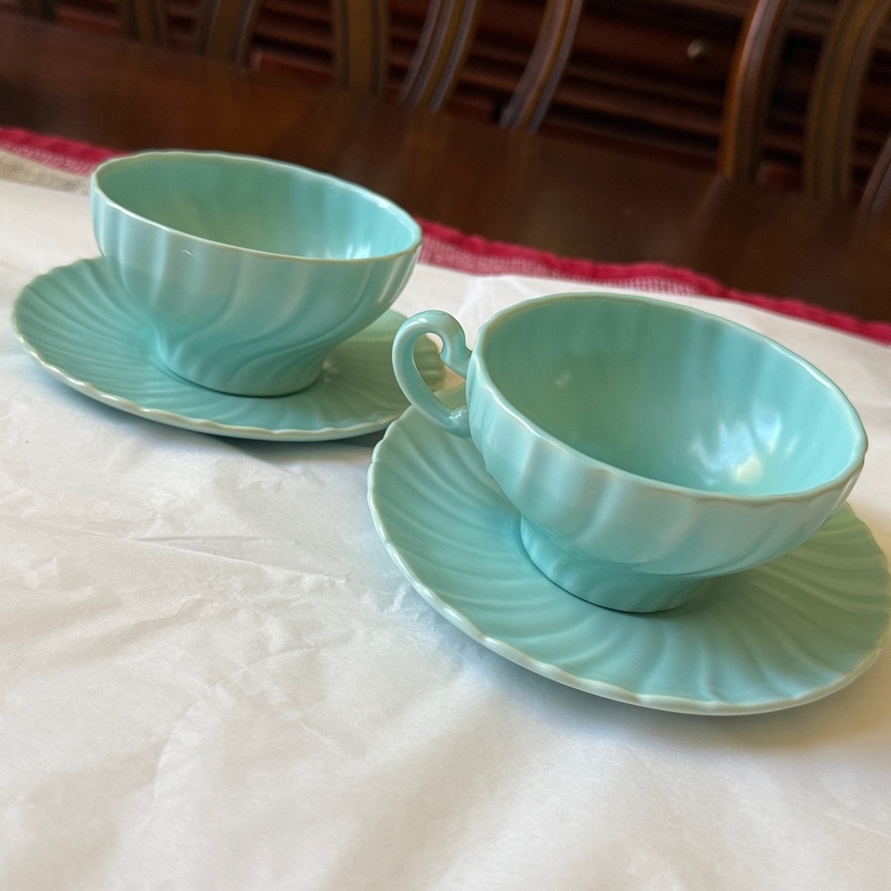 VINTAGE FRANCISCAN WARE CORONADO PASTEL BLUE 2 SETS OF TEACUP & SAUCER